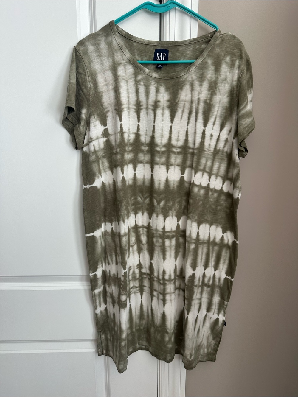 GAP Olive and White Tie-Dye Midi Dress
